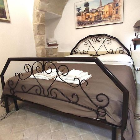 Goodstay Downtown Apartment Lecce Esterno foto