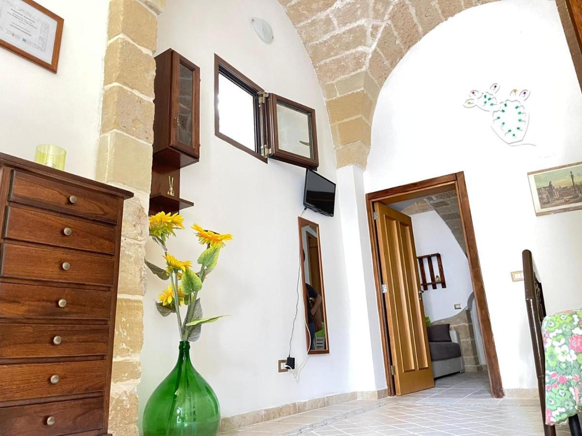 Goodstay Downtown Apartment Lecce Esterno foto