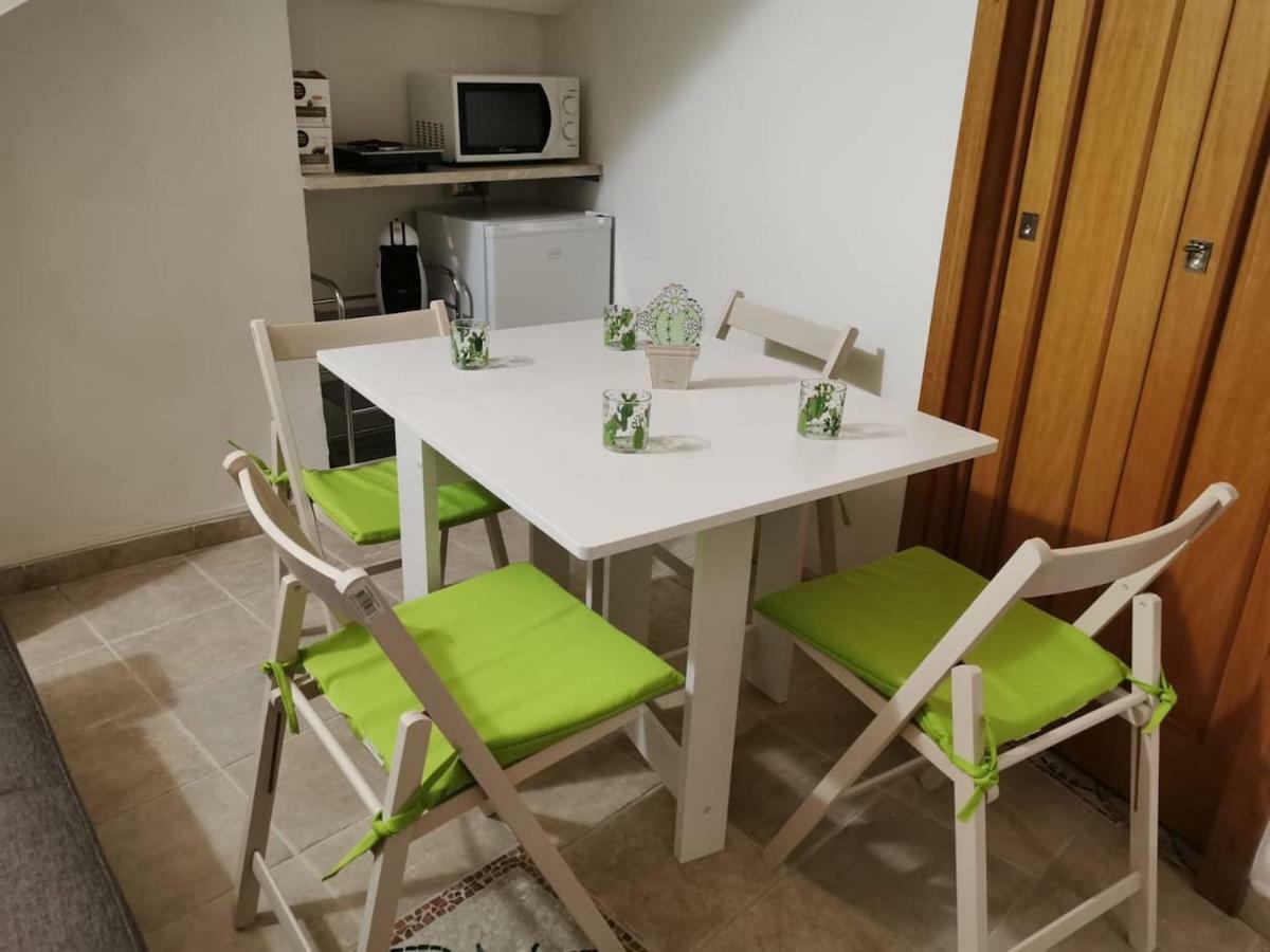 Goodstay Downtown Apartment Lecce Esterno foto